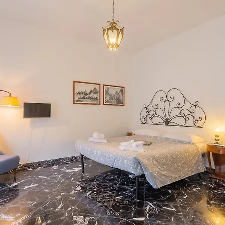 Golden And Silver Apartments By Wonderful Italy Bari Exterior photo